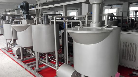 kaufen Backen Sie zusammen, Maschine für Chiffon- Kuchen, Fertigungsstraße-Ausrüstung herstellend 400 Kilogramm /Hr Online-Herstellung