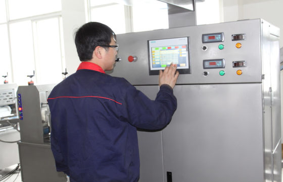 kaufen Hohe Rollen-Breite der Automatisierungs-Laminiermaschinen-Maschinen-380mm mit Siemens Plc-Kontrollsystem Online-Herstellung
