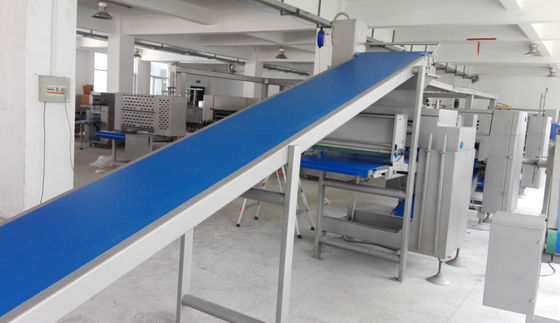 kaufen 750mm Breiten-industrielle Brot-Fertigungsstraße 5000 Kilogramm /Hr mit Dekorations-Ausrüstung Online-Herstellung