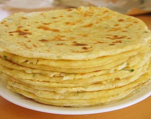 kaufen Multifunktionsmehl-Tortilla-Maschine, automatischer Tortilla-Hersteller mit Tunnel-Ofen Online-Herstellung