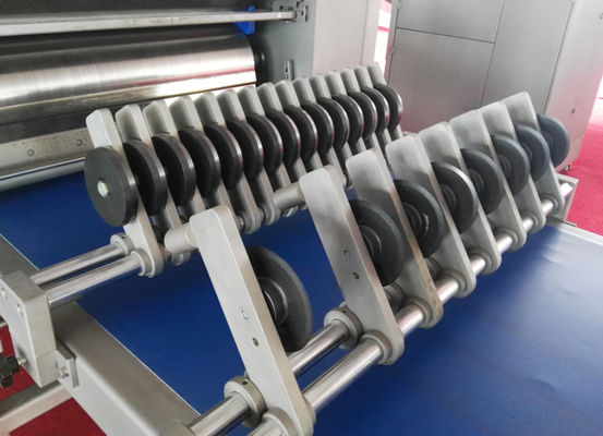 kaufen Die gefrorene einfache Donut-Fertigungsstraße funktionieren mit modernem Siemens PLC-System Online-Herstellung