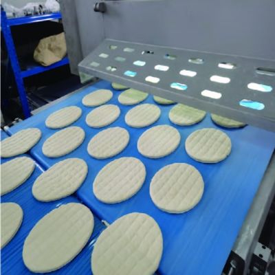 kaufen Hohe Automatisierungs-Pizzafertigungsstraße mit industrieller Teig-bedeckendem System Online-Herstellung