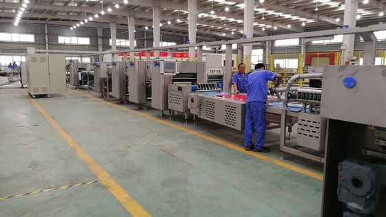 kaufen Teig-Laminiermaschinen-Pizza Siemens PLC industrielle automatische, die Maschine mit dem Lamellieren herstellt online manufacture