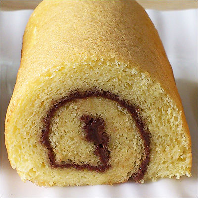 kaufen Schwamm-Kuchen-Fertigungsstraße mit Kuchen-Inflations-Mischer-System und 800 kg/h Kapazität Online-Herstellung