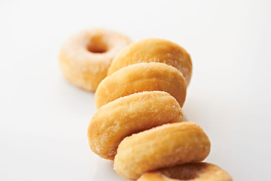 kaufen Angehobenes Brot-Donut-Fertigungsstraße 800 - 15000 Pcs/Hr mit Hexagon-Schneider Online-Herstellung
